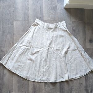 Beige skirt size 8